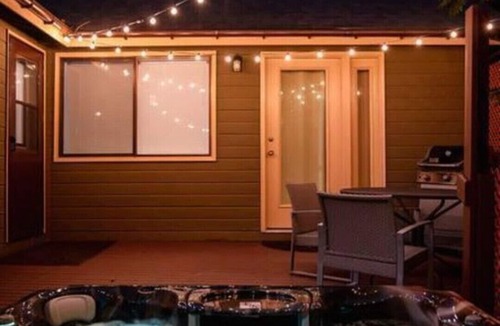 West Glacier House | West Glacier Hot Tub! On Golf Course! Private Home