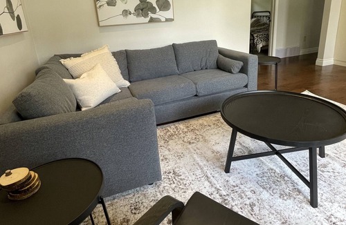 Hamilton House | West Hamilton Home