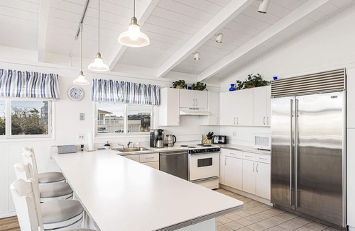 West Hampton Dunes House | WEST HAMPTON DUNES SUNSETS- DUNE ROAD PRIVATE BEACH SETTING