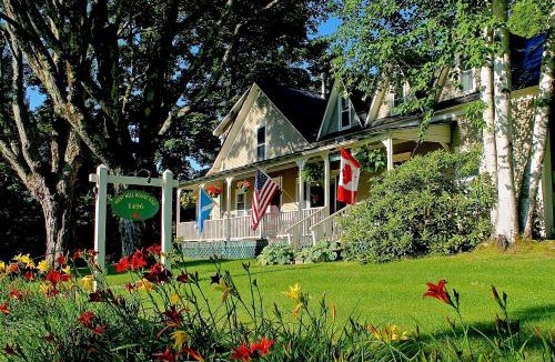 Warren Bed & Breakfast | West Hill House B&B at Sugarbush
