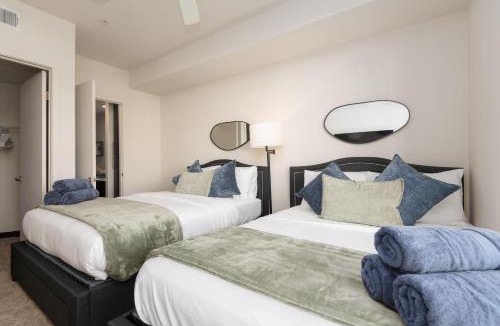 Los Angeles Apartment | West Hollywood Chic Apartment