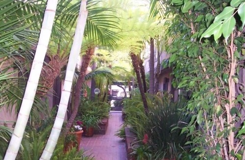 Norma Triangle House | West Hollywood Extended Stay Townhouse