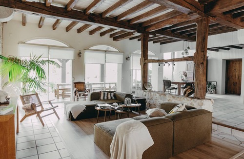 Biaudos Villa | West House