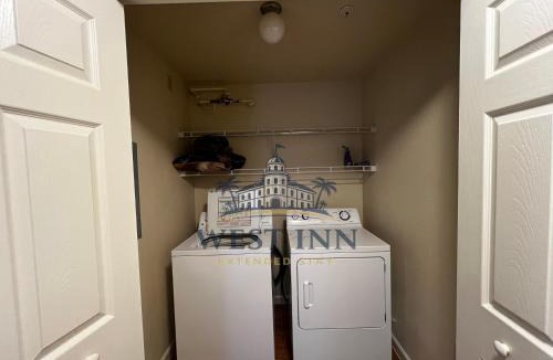Voth Apartment | West Inn Extended Stay Stoneleigh