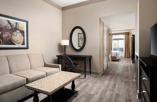 Carlsbad Hotel | West Inn & Suites