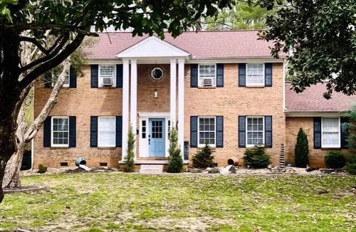 Ashley Oaks House | West Knox Pool Home~ Hot Tub~Family Neighborhood