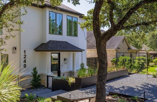 Treemont House | West Lake, Kitchen, Private - The Gem - Portoro