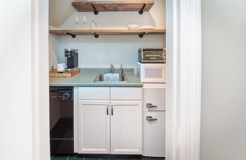 Ridgefield Bed & Breakfast | West Lane Inn