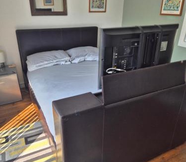 Hatfield Apartment | West Lodge