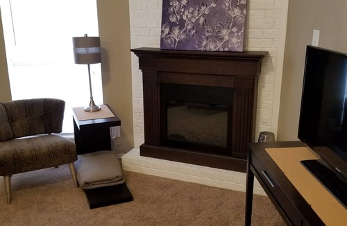 Lubbock House | West Lubbock Townhouse, Near Shopping, Easy Access to Tech & Downtown