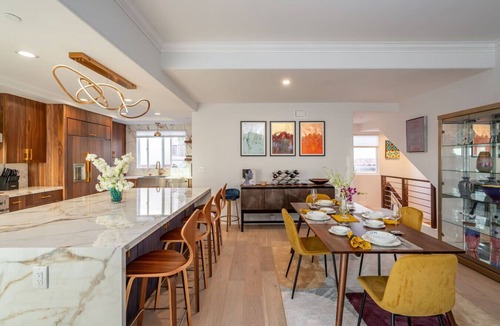 Hermosa Beach Villa | West of PCH King 3-bdrm w A/C!