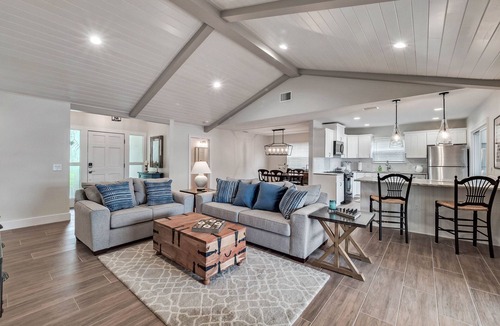 Ocoee House | West Orlando Lakefront
