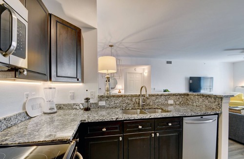 Downtown West Palm Beach Condo | WEST PALM BEACH CONDOMINIUM APARTMENT - PRIME LOCATION AT CITY PLACE
