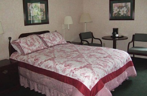 Sandusky Hotel | West Park Inn