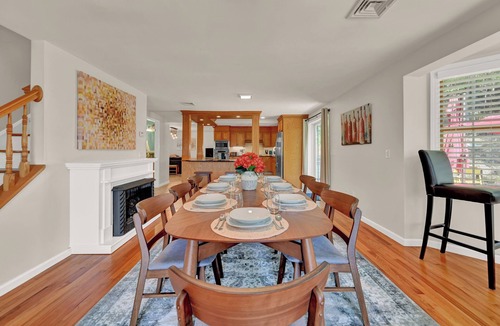 Middle Hope House | West Point Mountain House