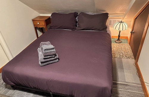 Downtown Hotel | West River House