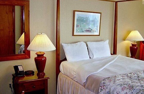 Bennington Hotel | West Road Motel