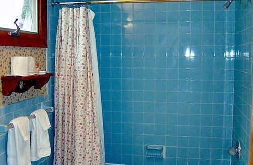 Bennington Hotel | West Road Motel