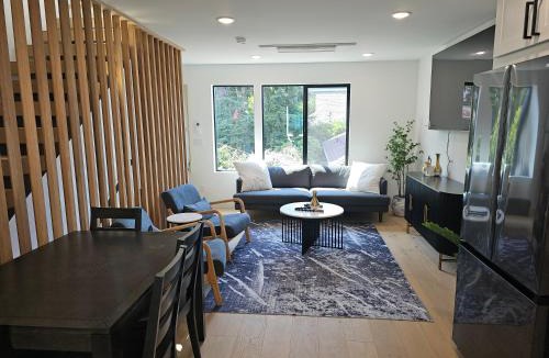 Genesee House | West Seattle home water views