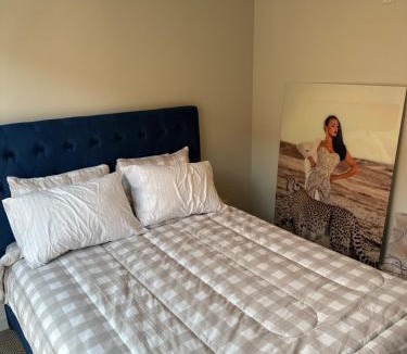 Fairmount Park Apartment | West Seattle near Alki