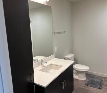 Fairmount Park Apartment | West Seattle near Alki