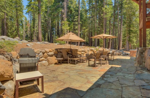 Sunnyside House | West Shore Bliss By Tahoe Getaways - 4BR, Hot Tub, Walk to Lake