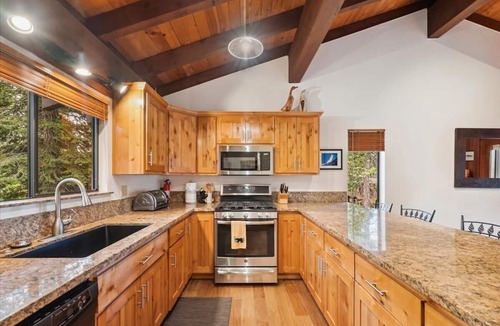 Tahoe City House | West Shore Views from the Bluff – Rocky Ridge #61