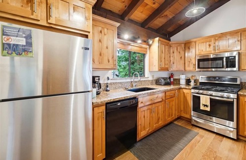 Tahoe City House | West Shore Views from the Bluff – Rocky Ridge #61