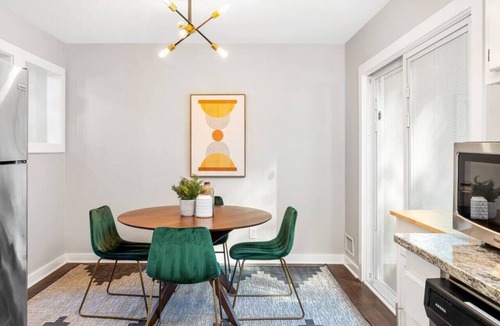 Collier Heights House | West Side Family-Friendly Modern Haven - Sleeps 12