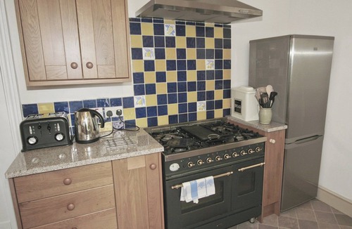 Two Dales Cottage | West View Cottage - E5386