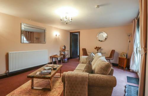 Capheaton Apartment | West View