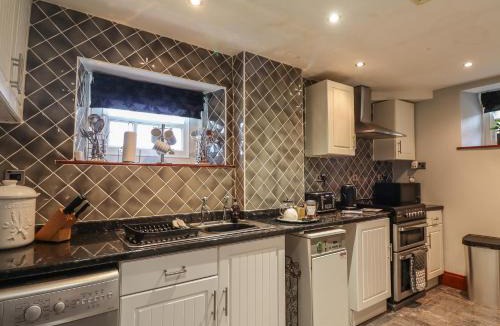 Capheaton Apartment | West View