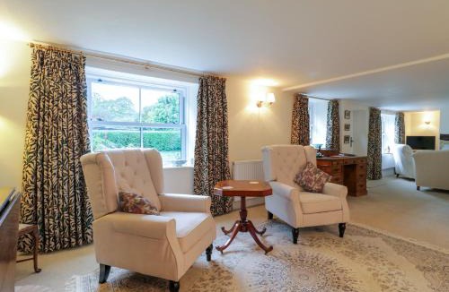 Thetford House | West View