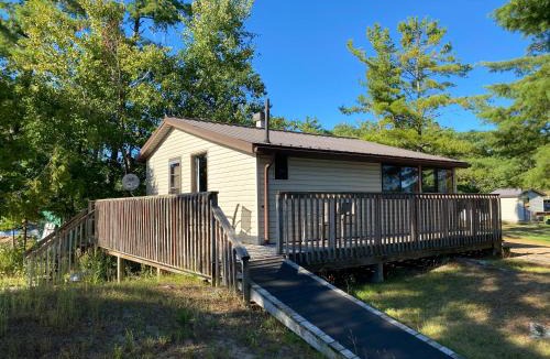 The Archipelago Cabin | West View Landing
