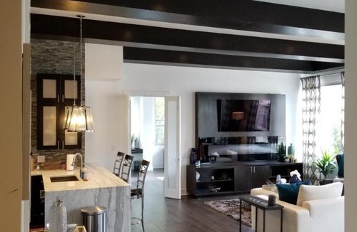 Cityplace Apartment | West Village Loft