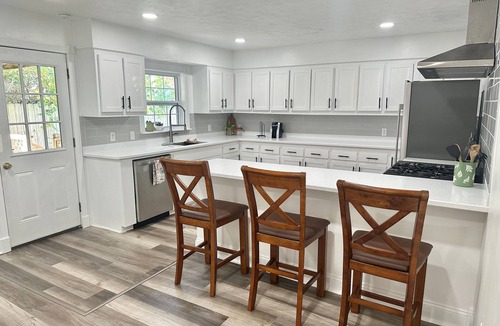 Waynesville Apartment | West Wing at The Stables