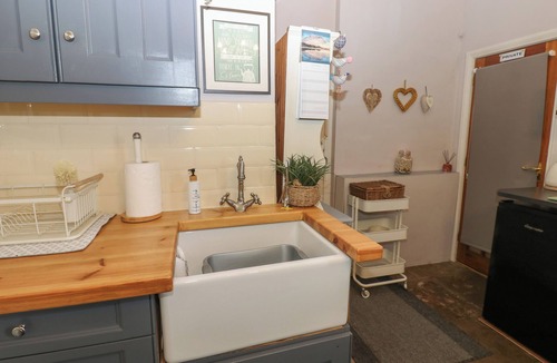 Hexham Cottage | West Wing Cottage