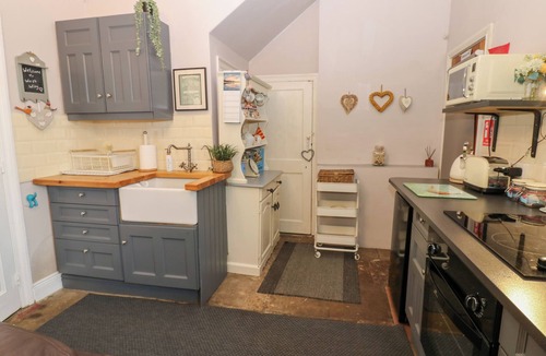 Hexham Cottage | West Wing Cottage