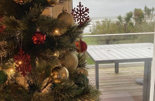 West Wittering House | West Wittering Beach House. Direct beach access.