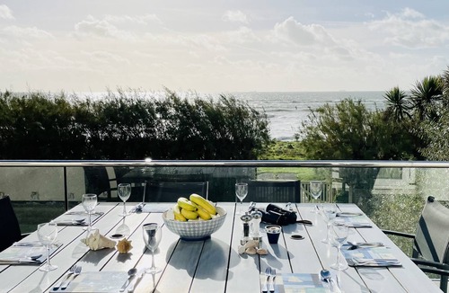 West Wittering House | West Wittering Beach House. Direct beach access.