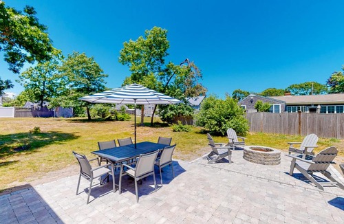 West Yarmouth House | West Yarmouth Escape