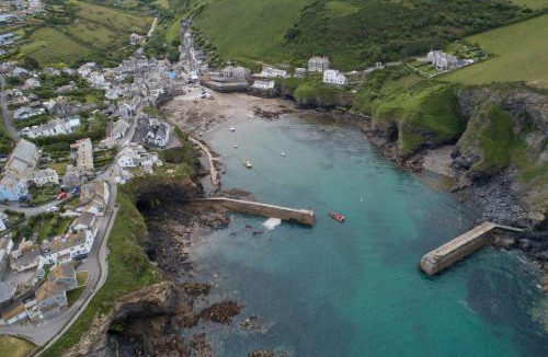 Trelights House | Westaway House