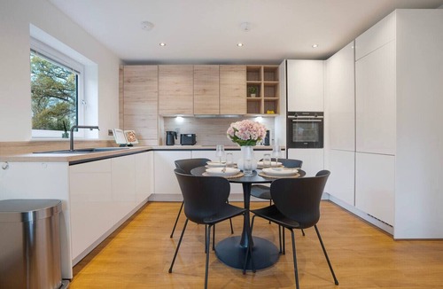 Central Aberdeen Condo | Westburn Park Suite | Grampian Lettings