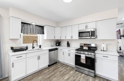 Westchester Apartment | Westchester Corporate Stay 5 Beds
