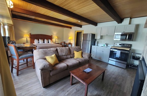 Hood River Hotel | Westcliff Lodge