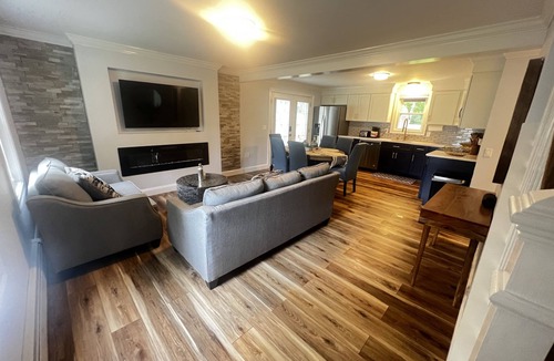 Bradford House | Westerly Retreat