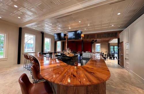 Martindale Apartment | Western 1924 Luxury Lofts