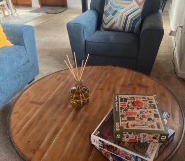 Corvallis House | Western Cabin