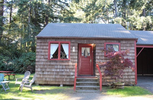 Ocean Park Cottage | Western Cottage . 1 bedroom