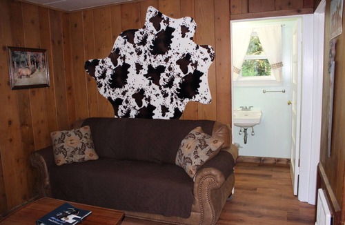 Ocean Park Cottage | Western Cottage . 1 bedroom